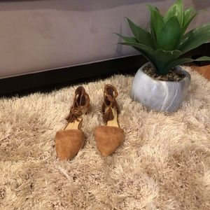 Cute camel color shoes ✨🌺